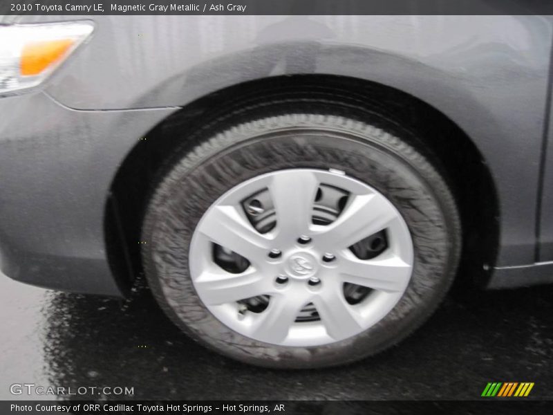 Magnetic Gray Metallic / Ash Gray 2010 Toyota Camry LE