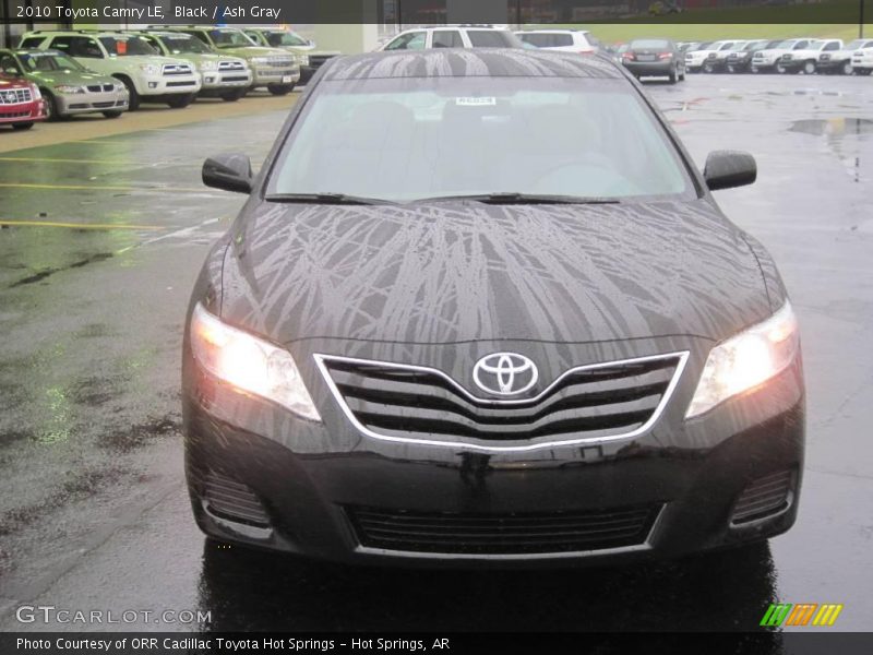 Black / Ash Gray 2010 Toyota Camry LE