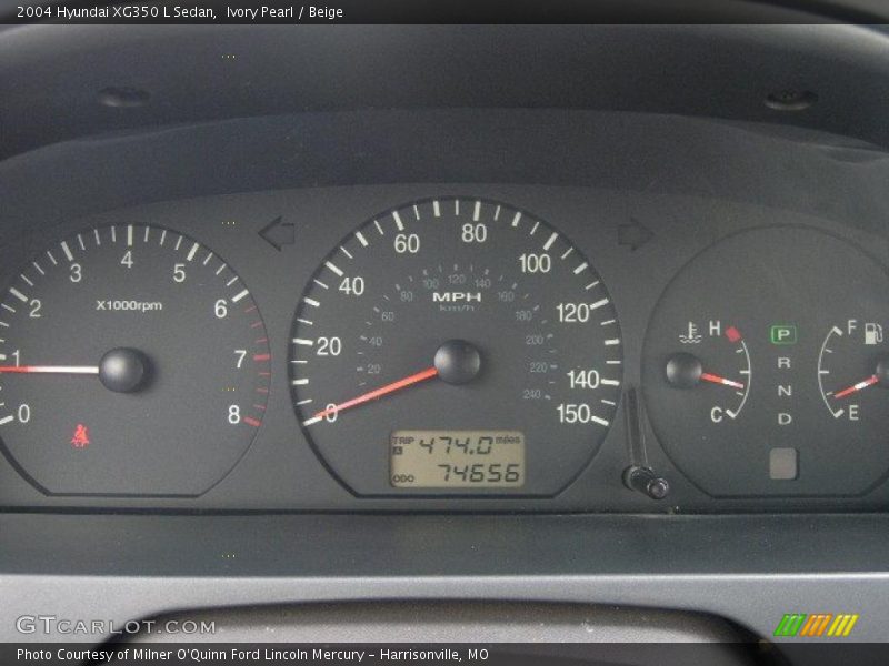 Ivory Pearl / Beige 2004 Hyundai XG350 L Sedan