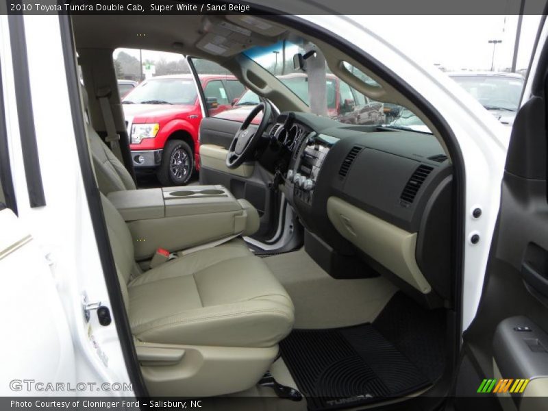 Super White / Sand Beige 2010 Toyota Tundra Double Cab