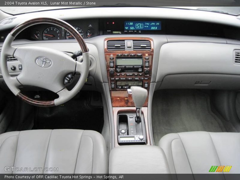 Lunar Mist Metallic / Stone 2004 Toyota Avalon XLS