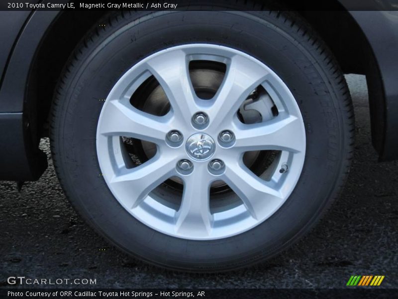 Magnetic Gray Metallic / Ash Gray 2010 Toyota Camry LE
