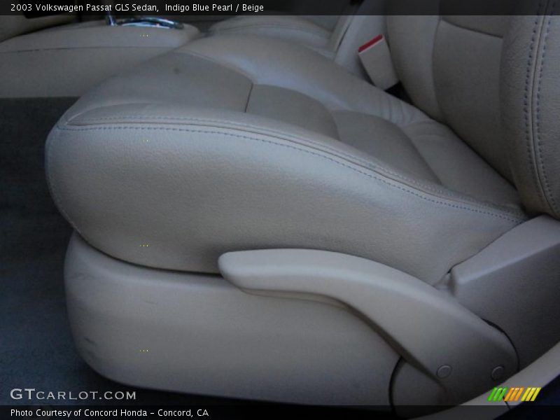 Indigo Blue Pearl / Beige 2003 Volkswagen Passat GLS Sedan