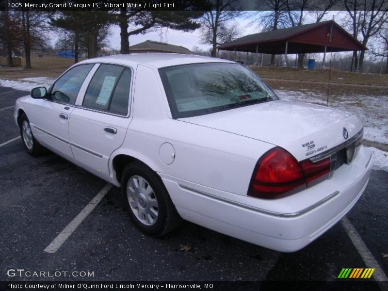 Vibrant White / Light Flint 2005 Mercury Grand Marquis LS