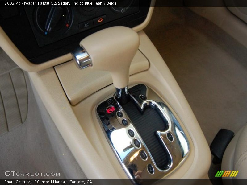 Indigo Blue Pearl / Beige 2003 Volkswagen Passat GLS Sedan