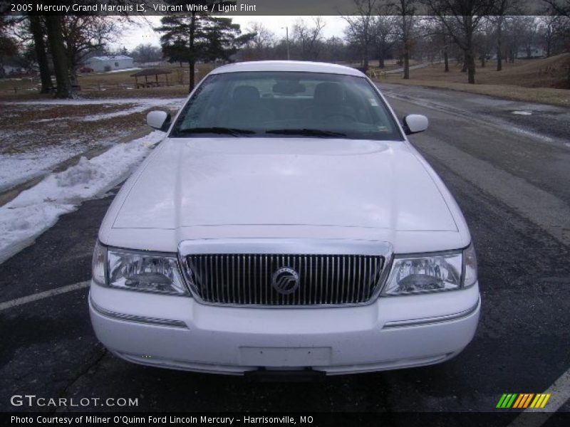 Vibrant White / Light Flint 2005 Mercury Grand Marquis LS