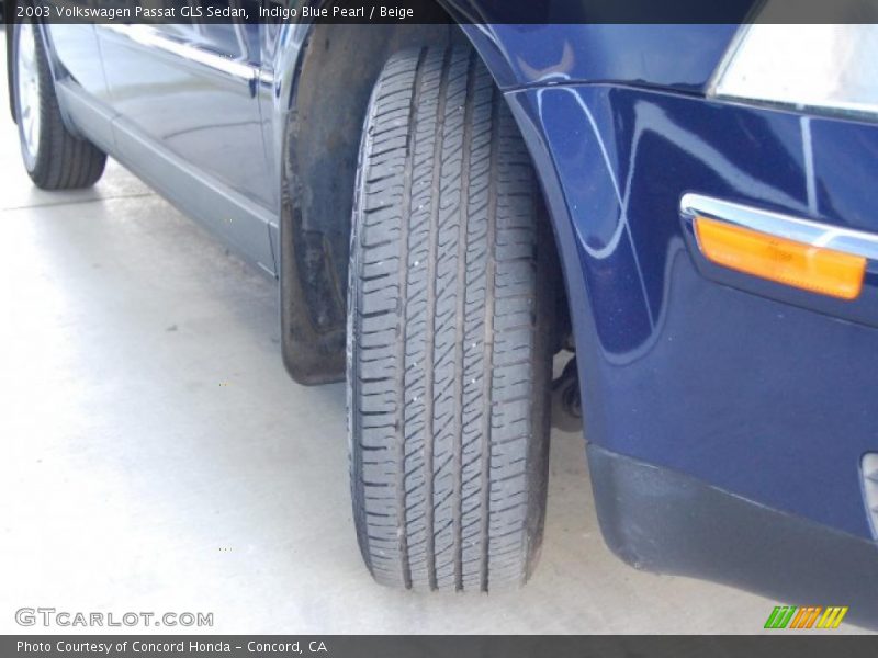 Indigo Blue Pearl / Beige 2003 Volkswagen Passat GLS Sedan