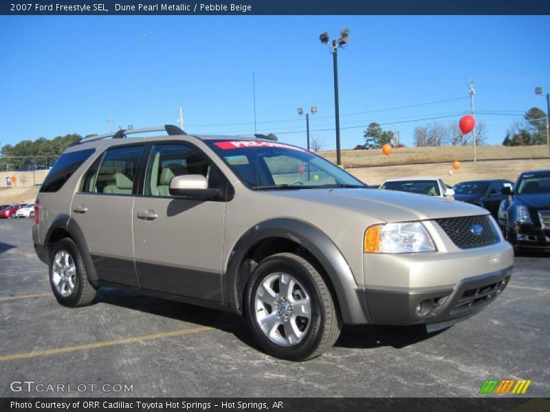 Dune Pearl Metallic / Pebble Beige 2007 Ford Freestyle SEL