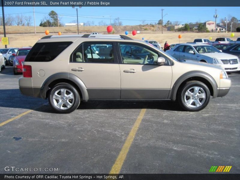 Dune Pearl Metallic / Pebble Beige 2007 Ford Freestyle SEL