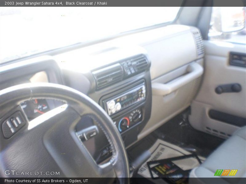 Black Clearcoat / Khaki 2003 Jeep Wrangler Sahara 4x4