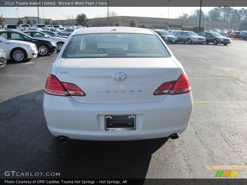 Blizzard White Pearl / Ivory 2010 Toyota Avalon Limited