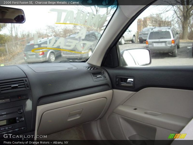 Charcoal Beige Metallic / Camel 2006 Ford Fusion SE