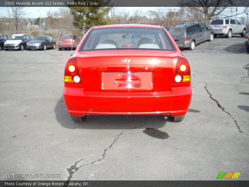 Retro Red / Gray 2005 Hyundai Accent GLS Sedan
