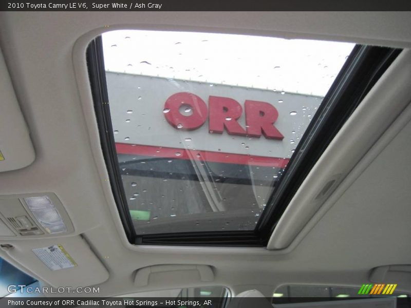 Super White / Ash Gray 2010 Toyota Camry LE V6