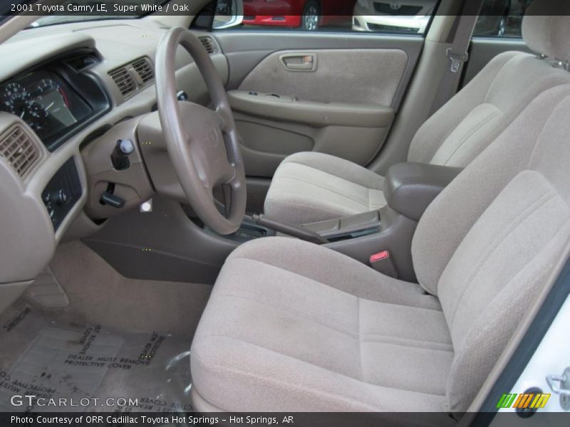 Super White / Oak 2001 Toyota Camry LE