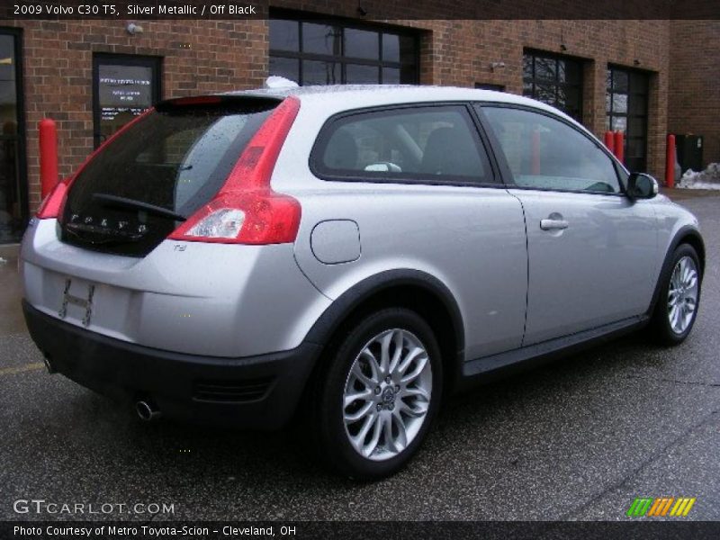 Silver Metallic / Off Black 2009 Volvo C30 T5