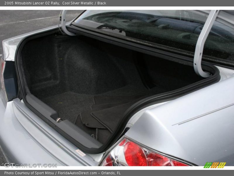 Cool Silver Metallic / Black 2005 Mitsubishi Lancer OZ Rally