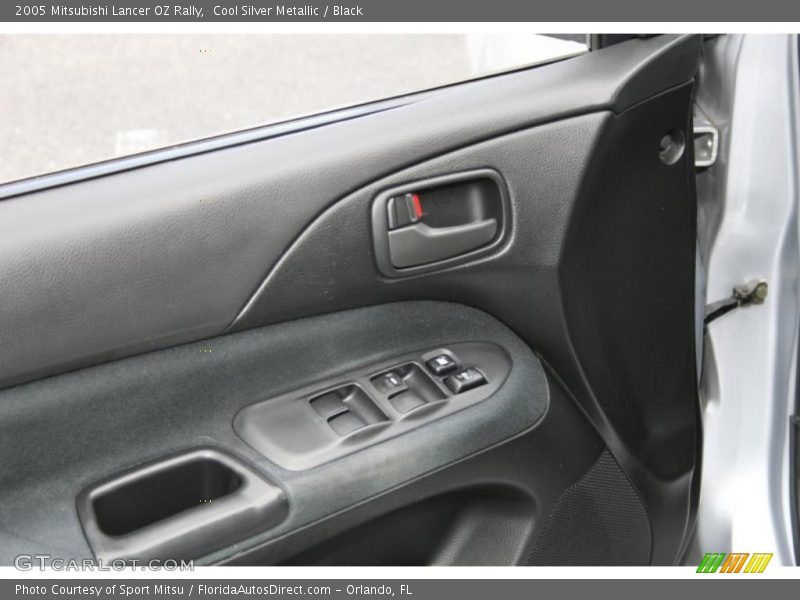 Cool Silver Metallic / Black 2005 Mitsubishi Lancer OZ Rally