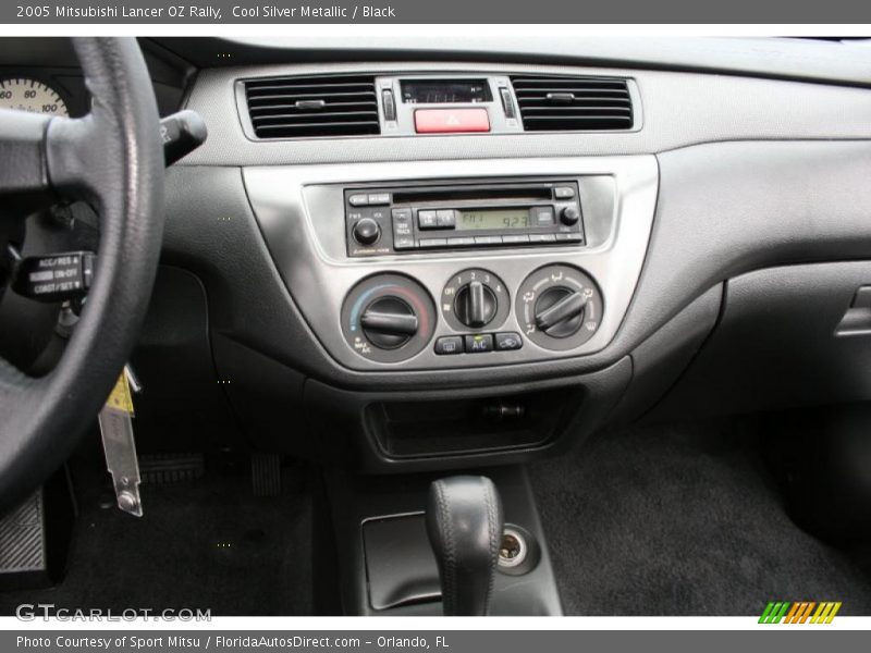 Cool Silver Metallic / Black 2005 Mitsubishi Lancer OZ Rally