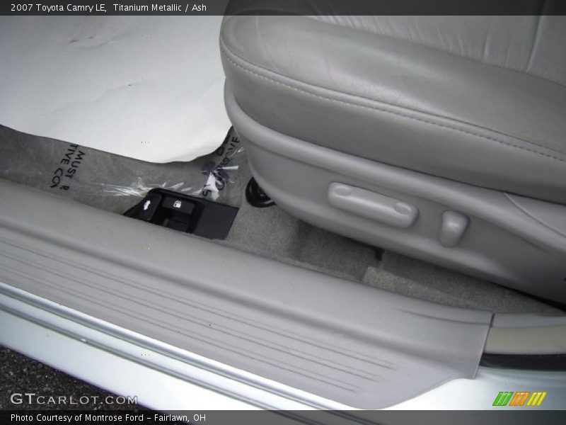 Titanium Metallic / Ash 2007 Toyota Camry LE