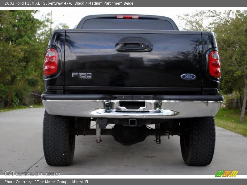 Black / Medium Parchment Beige 2003 Ford F150 XLT SuperCrew 4x4