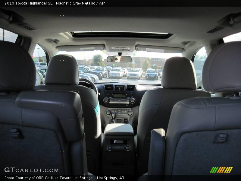 Magnetic Gray Metallic / Ash 2010 Toyota Highlander SE