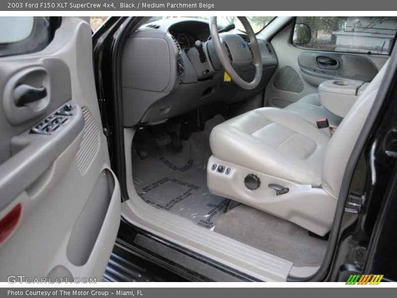 Black / Medium Parchment Beige 2003 Ford F150 XLT SuperCrew 4x4