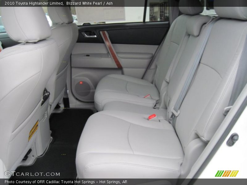 Blizzard White Pearl / Ash 2010 Toyota Highlander Limited