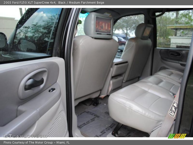 Black / Medium Parchment Beige 2003 Ford F150 XLT SuperCrew 4x4