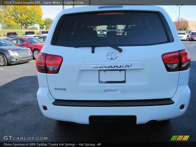 Super White / Graphite Gray 2009 Toyota Sequoia SR5