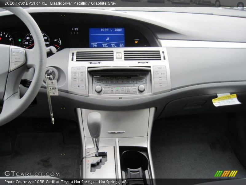 Classic Silver Metallic / Graphite Gray 2010 Toyota Avalon XL