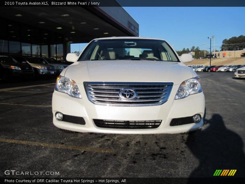 Blizzard White Pearl / Ivory 2010 Toyota Avalon XLS