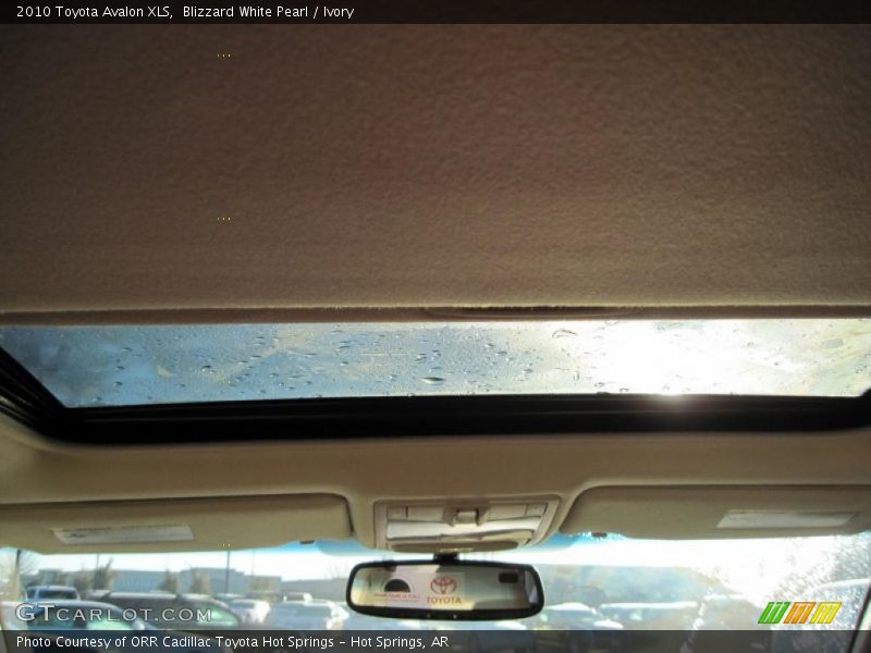Blizzard White Pearl / Ivory 2010 Toyota Avalon XLS