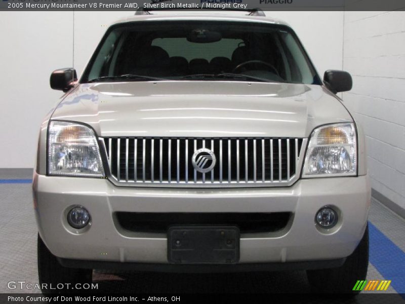 Silver Birch Metallic / Midnight Grey 2005 Mercury Mountaineer V8 Premier AWD