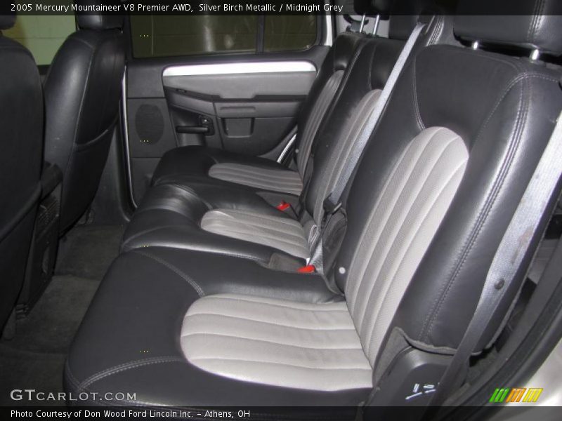 Silver Birch Metallic / Midnight Grey 2005 Mercury Mountaineer V8 Premier AWD