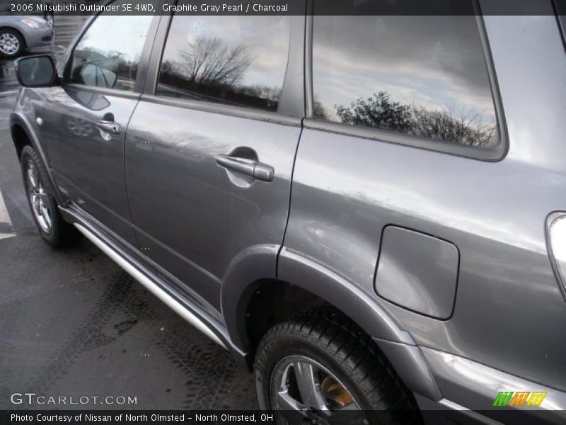 Graphite Gray Pearl / Charcoal 2006 Mitsubishi Outlander SE 4WD