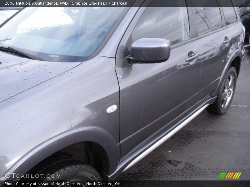 Graphite Gray Pearl / Charcoal 2006 Mitsubishi Outlander SE 4WD