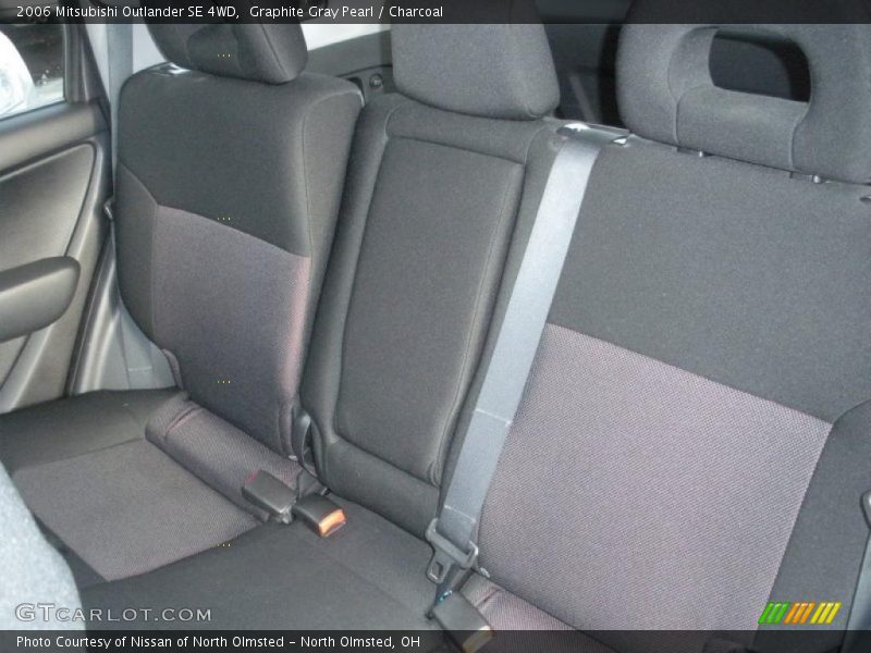 Graphite Gray Pearl / Charcoal 2006 Mitsubishi Outlander SE 4WD