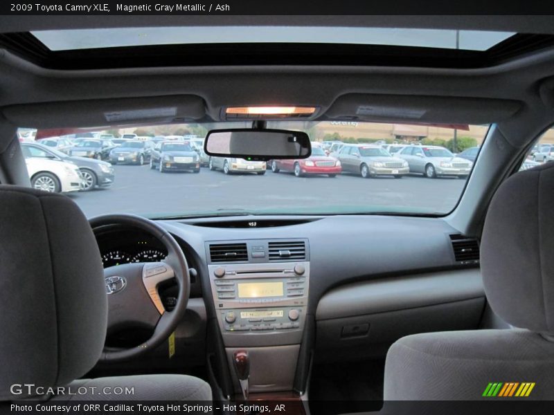 Magnetic Gray Metallic / Ash 2009 Toyota Camry XLE