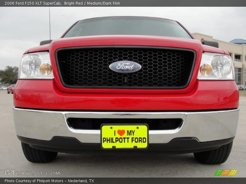 Bright Red / Medium/Dark Flint 2006 Ford F150 XLT SuperCab