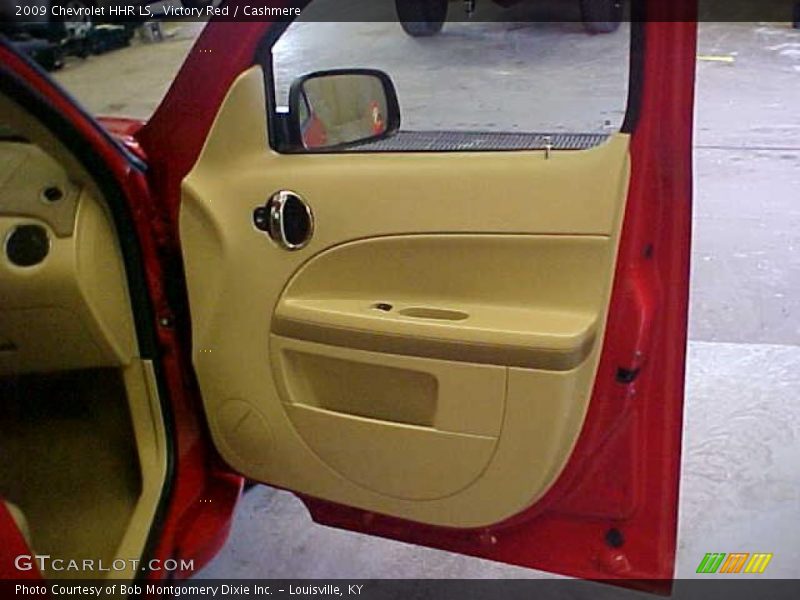 Victory Red / Cashmere 2009 Chevrolet HHR LS