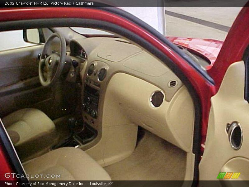 Victory Red / Cashmere 2009 Chevrolet HHR LS