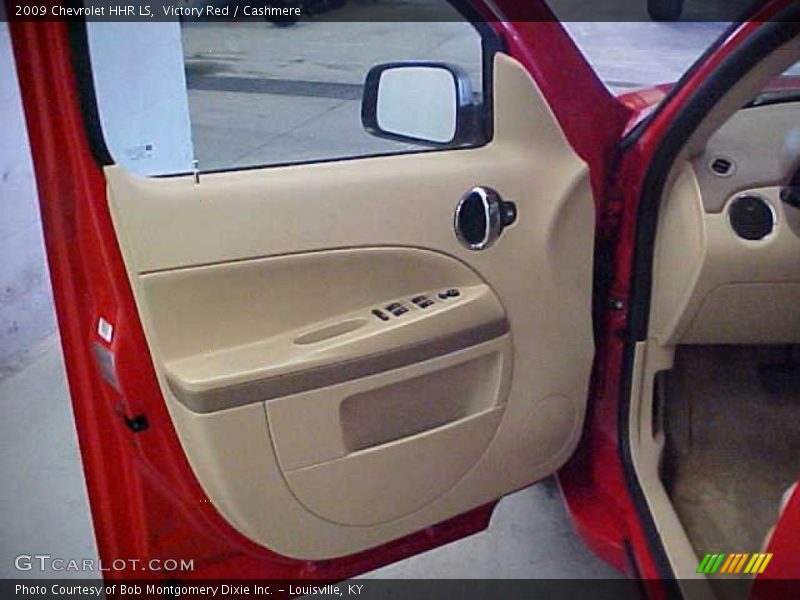 Victory Red / Cashmere 2009 Chevrolet HHR LS