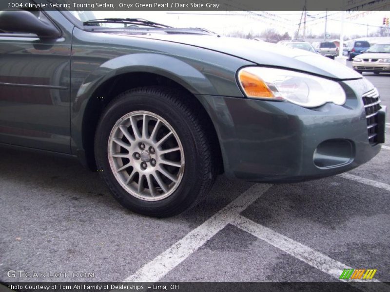 Onyx Green Pearl / Dark Slate Gray 2004 Chrysler Sebring Touring Sedan