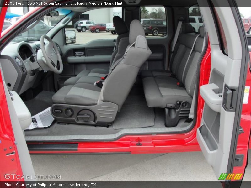 Bright Red / Medium/Dark Flint 2006 Ford F150 XLT SuperCab