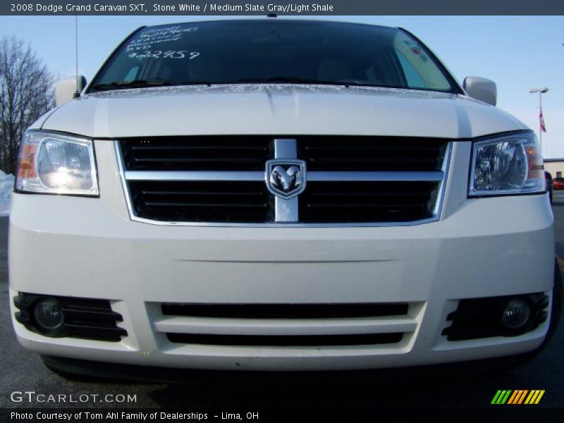 Stone White / Medium Slate Gray/Light Shale 2008 Dodge Grand Caravan SXT