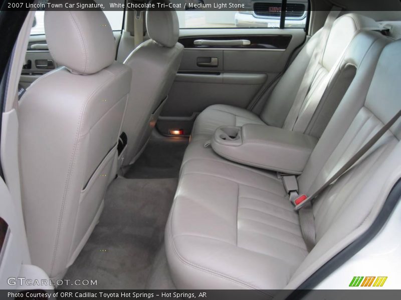 White Chocolate Tri-Coat / Medium Light Stone 2007 Lincoln Town Car Signature