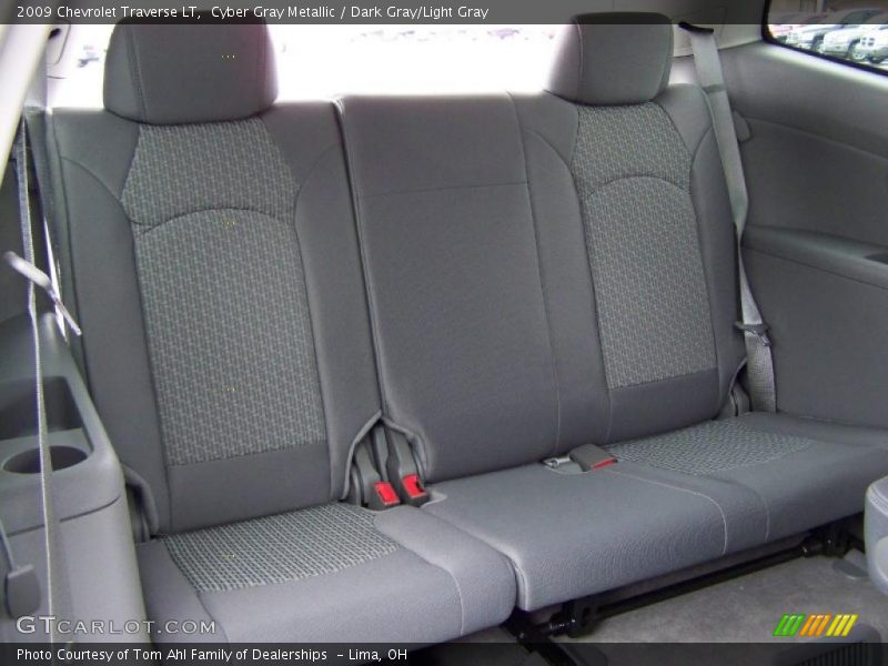 Cyber Gray Metallic / Dark Gray/Light Gray 2009 Chevrolet Traverse LT
