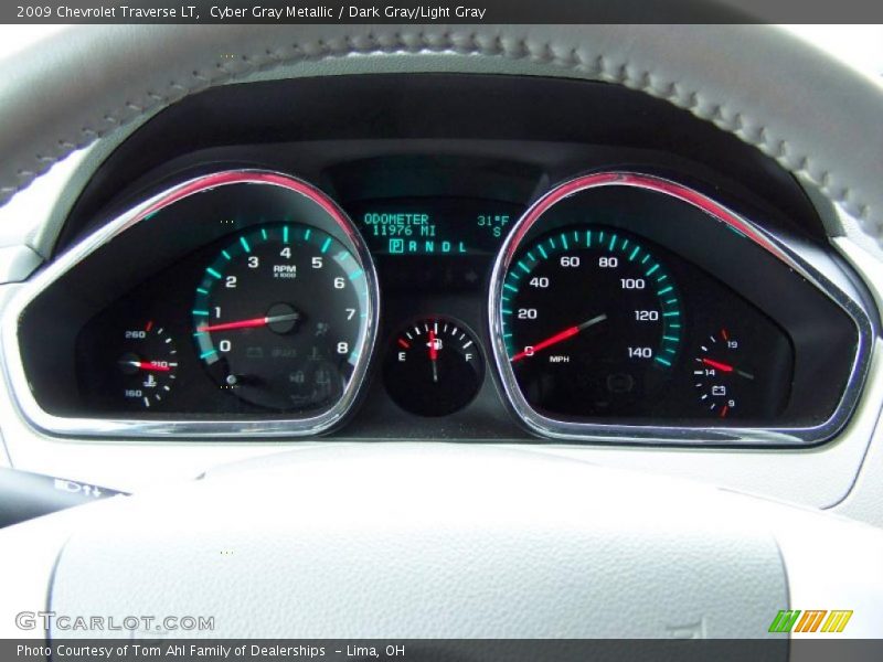 Cyber Gray Metallic / Dark Gray/Light Gray 2009 Chevrolet Traverse LT