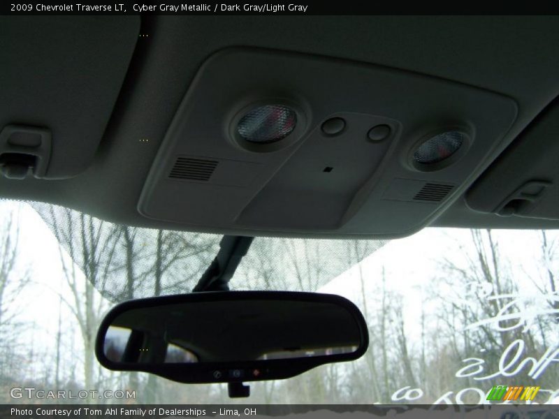 Cyber Gray Metallic / Dark Gray/Light Gray 2009 Chevrolet Traverse LT